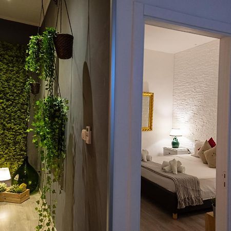 Il Giardino Di Sybar Apartment Lecce Exterior photo