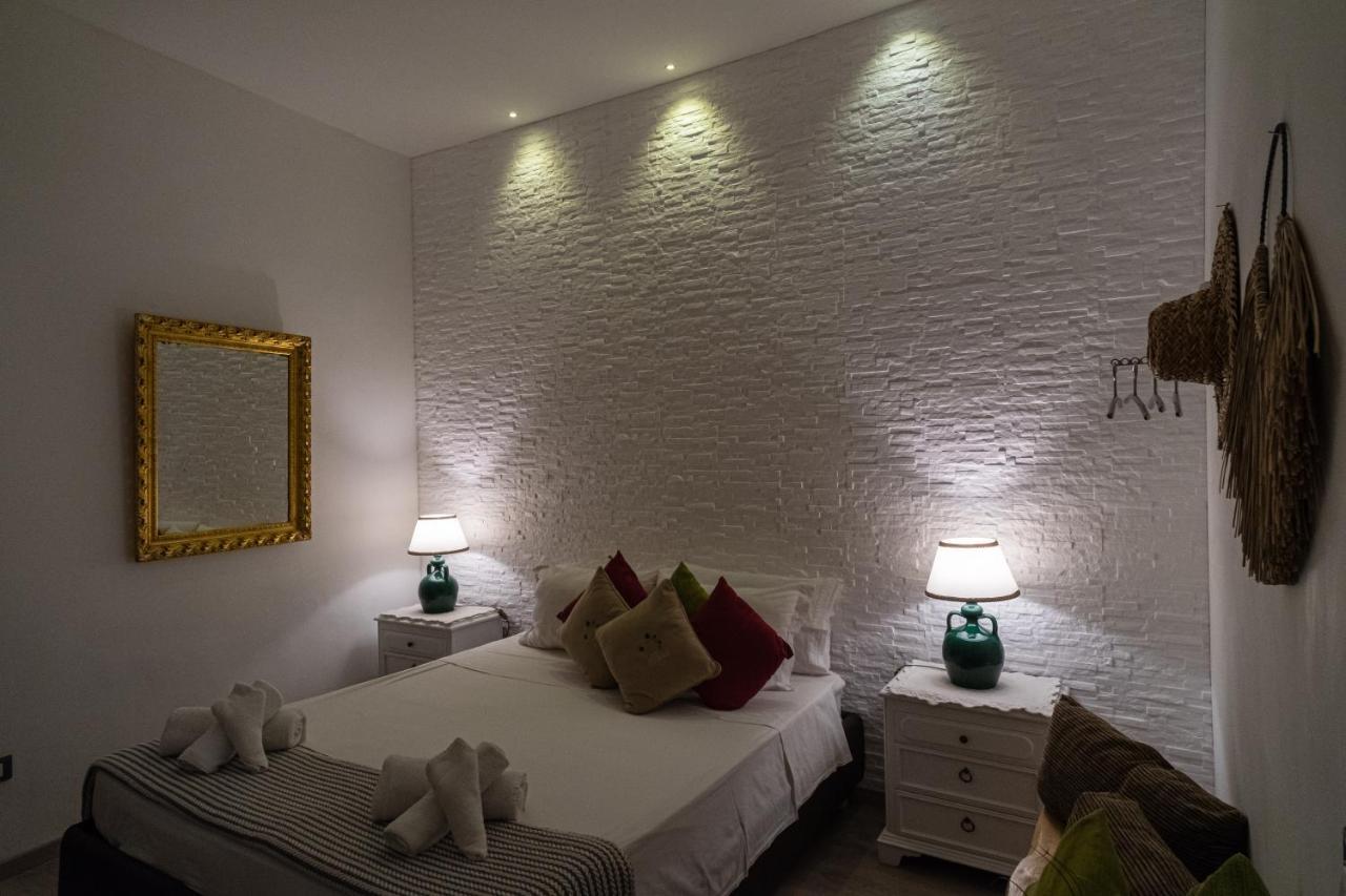 Il Giardino Di Sybar Apartment Lecce Exterior photo